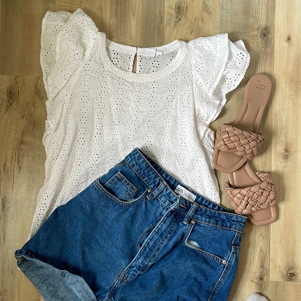 White lace top